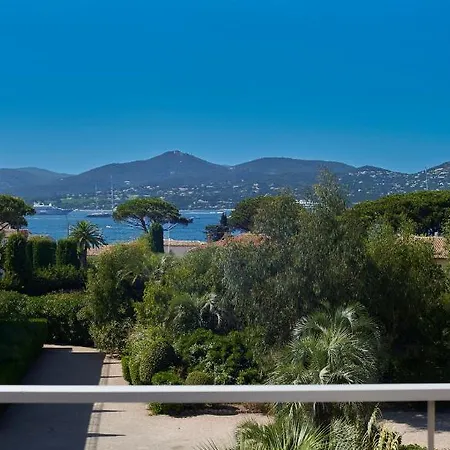 Apartment La Terrasse-entre Ciel Et Mer